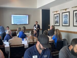 Luncheon crowd shot